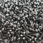 gr5 titanium alloy fastener para sa pang-industriya m4x10 tornilyo