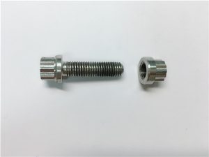 No.96 Incoloy 926 25-6Mo 1.4529 flange bolt at nut