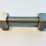 stud bolts c / w 2 mabigat na hex bolts