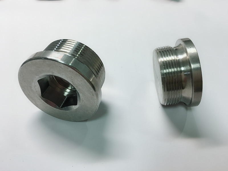 pasadyang ginawa hindi kinakalawang na asero singsing bolt na may ss key ring